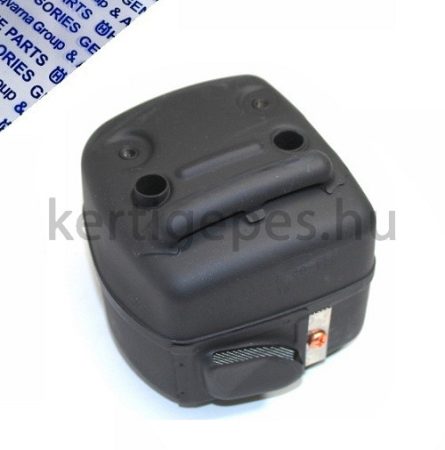 Gyári Husqvarna Jungle kipufogó 362 365 371 372 385 390 Jonsered 2063 2065 2071 2165 2171 2166 2172 2186 2188